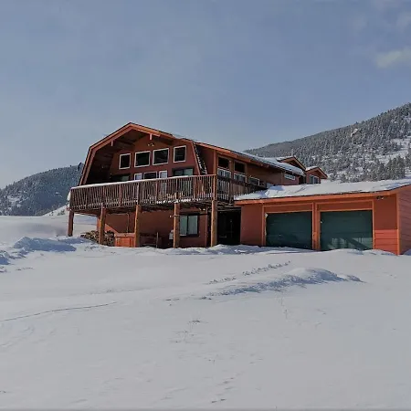 Dog Friendly West Fork Haven With Hot Tub By Aaa Red Lodge Rentals